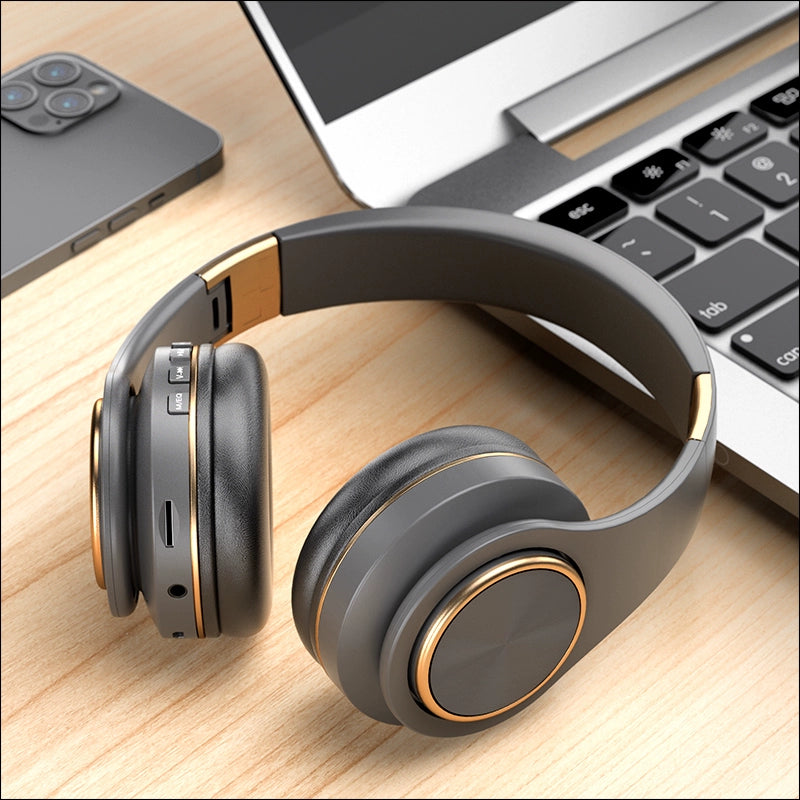 Bluetooth Headphone Head-Mounted with Microphone Mobile Phone Computer Universal Headset like Subwoofer